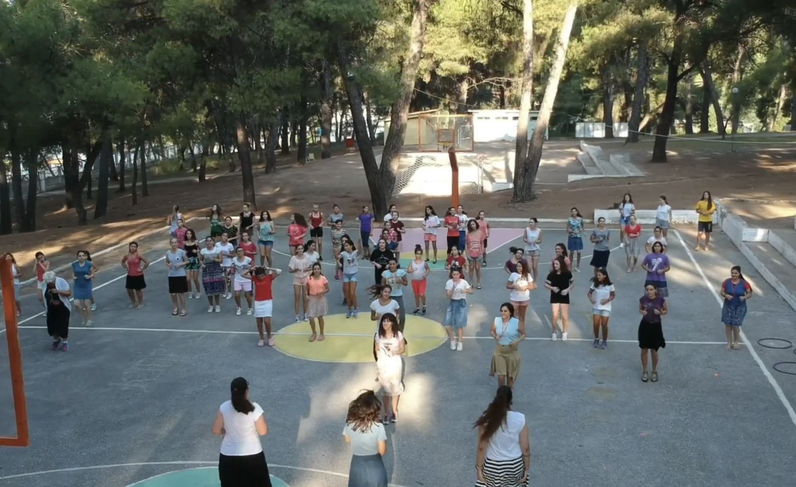 ΚΟΡΙΤΣΙΑ ΓΥΜΝΑΣΙΟΥ - ΛΥΚΕΙΟΥ